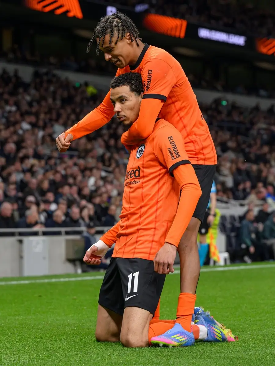 国际比赛日曼联止住颓势——欧冠节点到来，态度坚定，身体对抗强度拉满的简单介绍