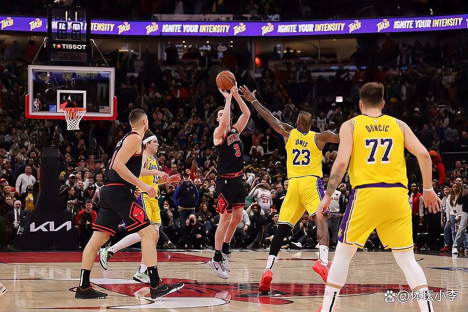 NBA季后赛今晚走向成谜；法兰克福绝杀压哨；悬念犹存；年轻球员得到机会的简单介绍