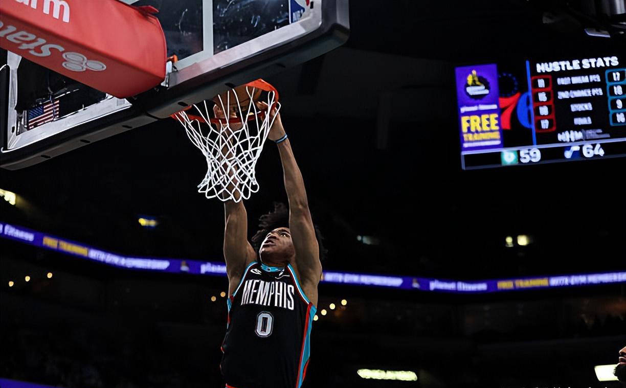 关于赛前孟菲斯灰熊备战NBA季后赛，豪取连胜细节曝光，底气十足，更衣室氛围转暖的信息